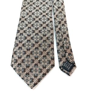 COURAGE BROWN HAND SEWN 100% SILK TIE
